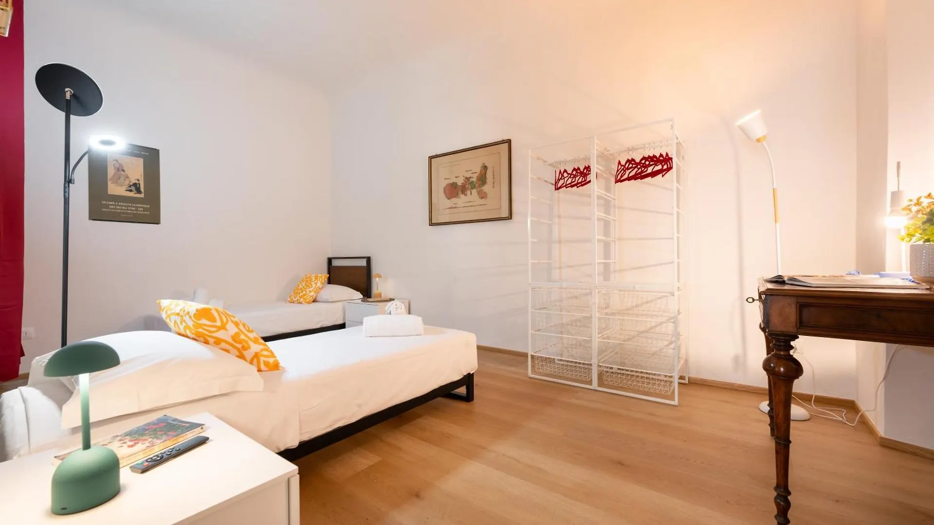 Keys Of Italy - Reparata Big 13 - 2 Bedrooms Florentine House Флоренция Апартаменты