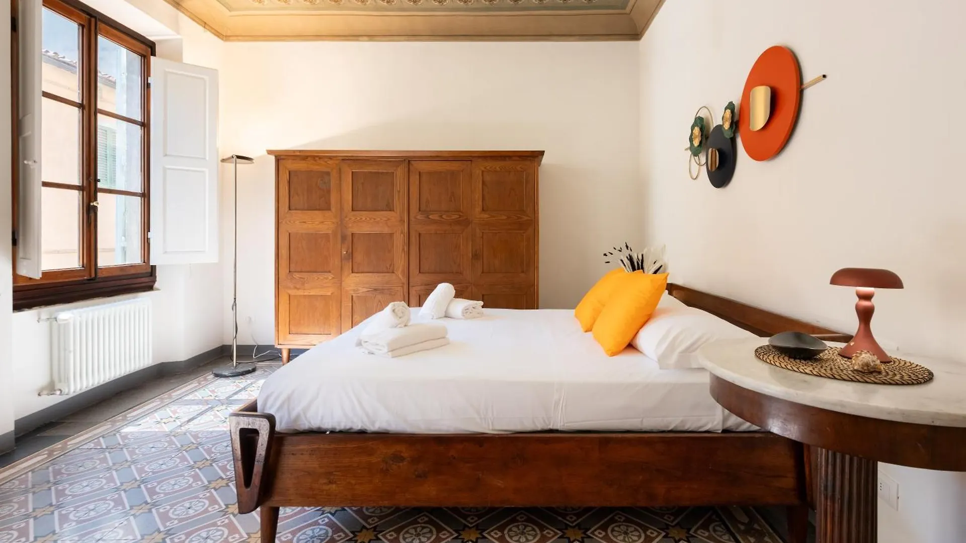 Keys Of Italy - Reparata Big 13 - 2 Bedrooms Florentine House Флоренция 0*,