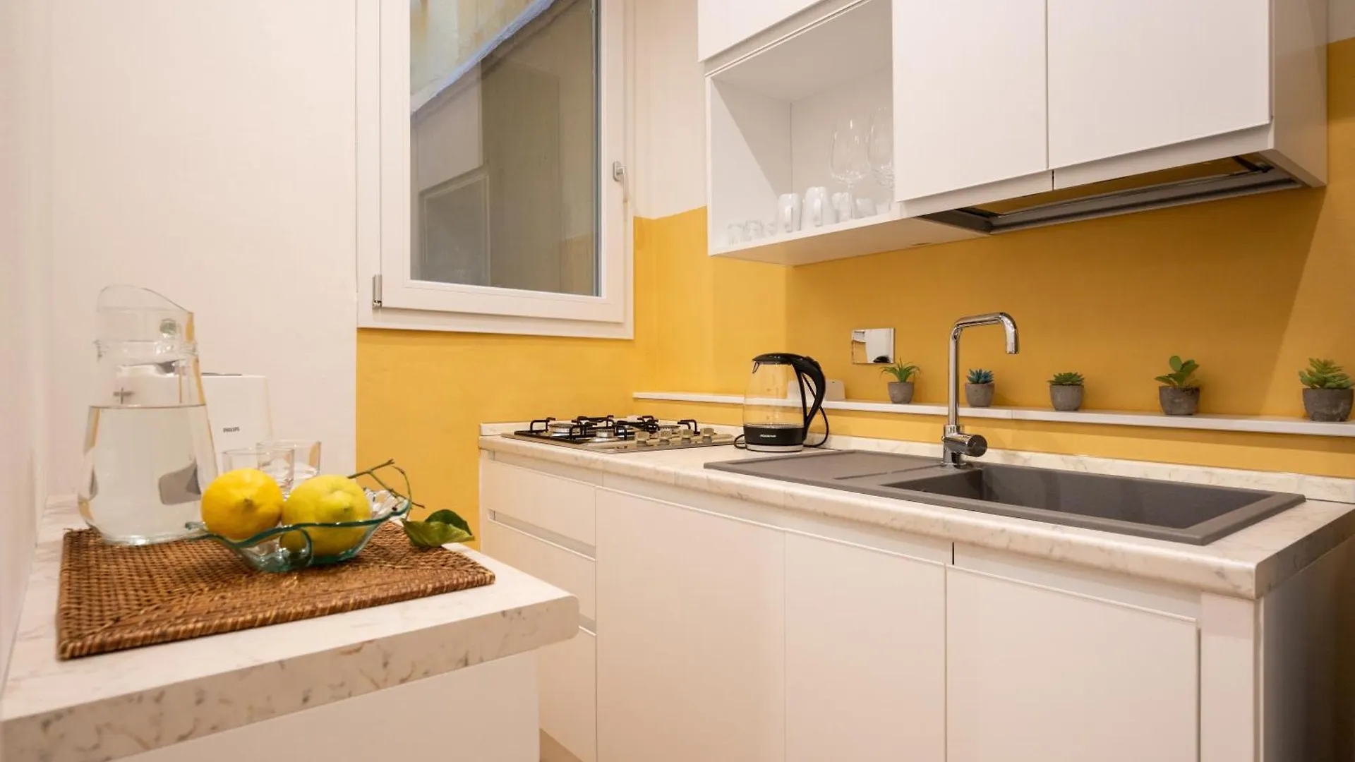 Keys Of Italy - Reparata Big 13 - 2 Bedrooms Florentine House Флоренция