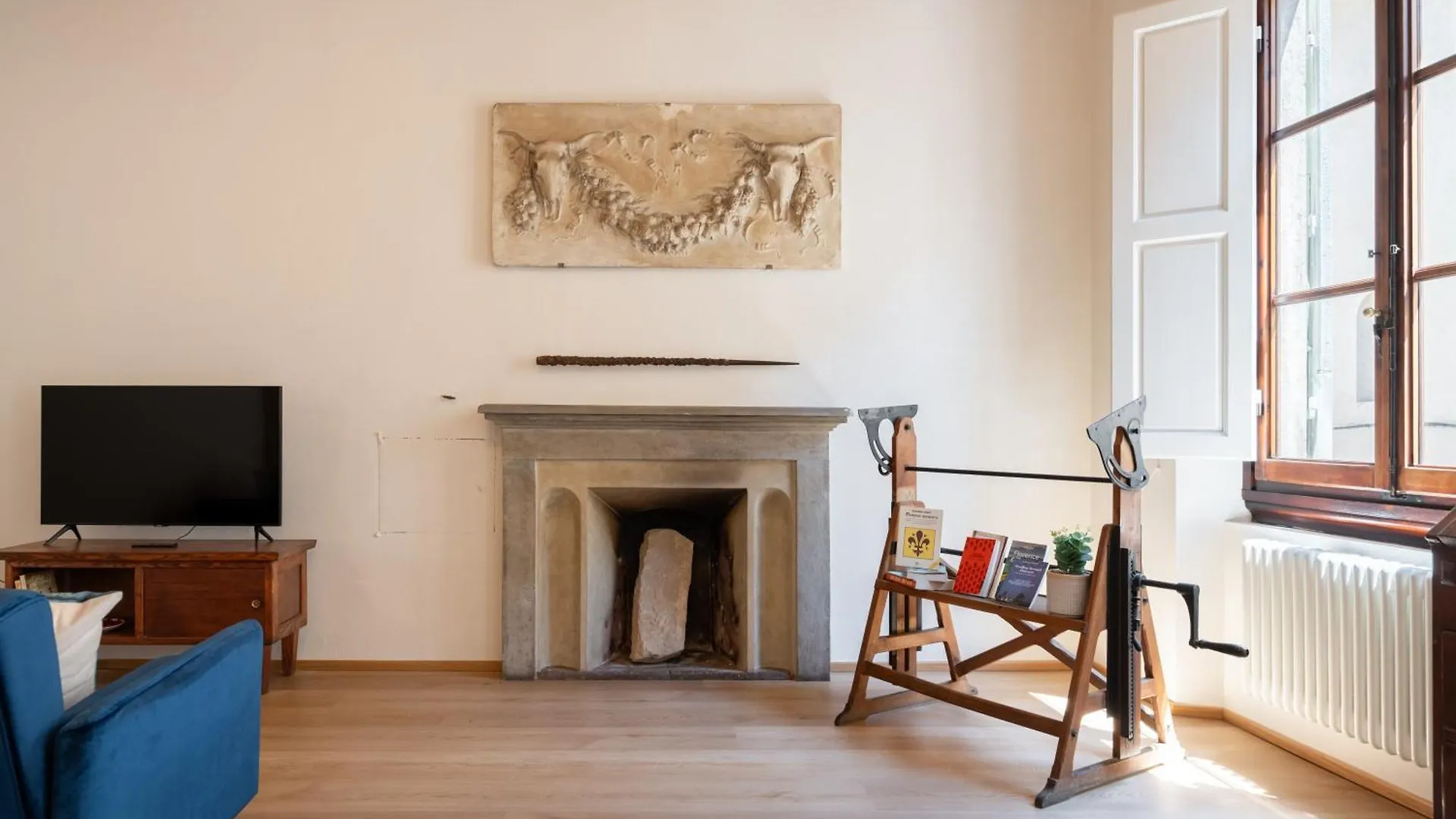 Апартаменты Keys Of Italy - Reparata Big 13 - 2 Bedrooms Florentine House Флоренция