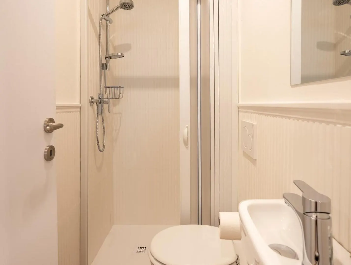 Апартаменты Keys Of Italy - Reparata Big 13 - 2 Bedrooms Florentine House Флоренция Италия